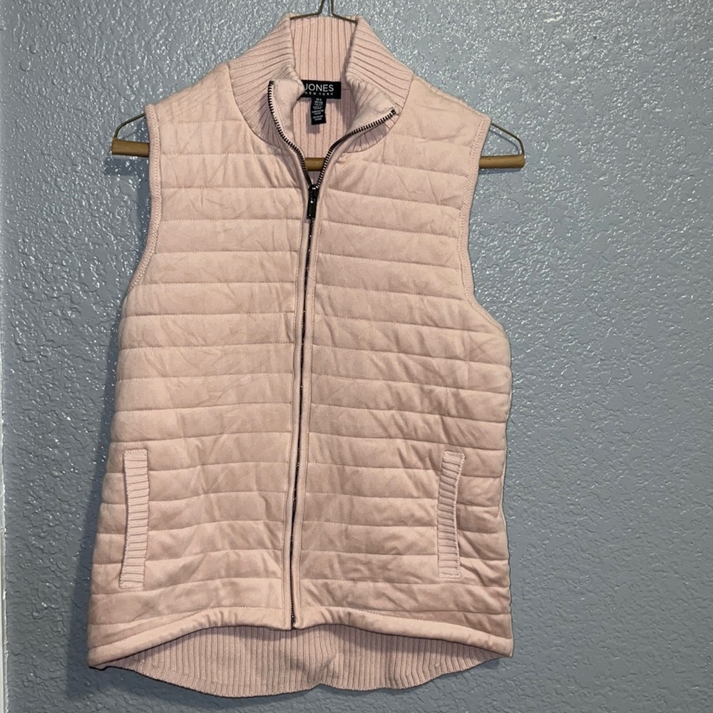 🟩 Soft Pink Vest ⚫️